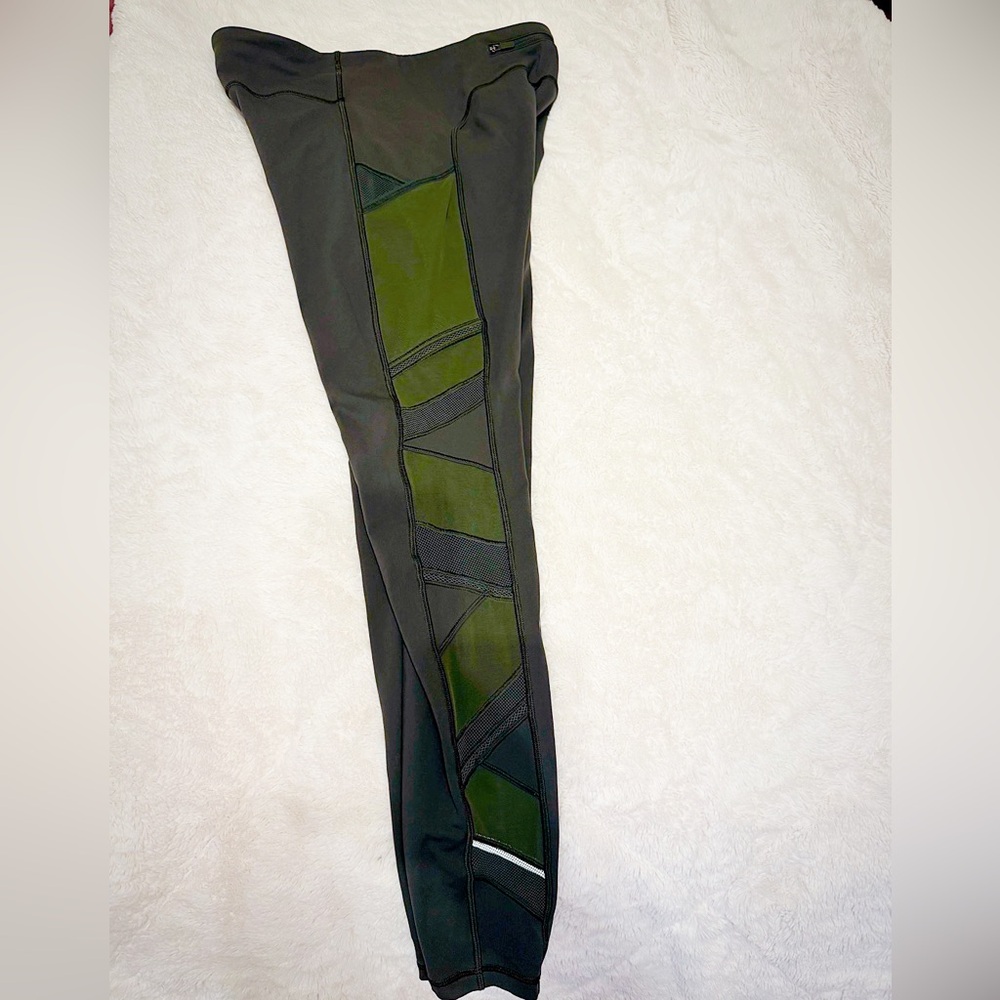 lululemon athletica dark Green Leggings with pockets